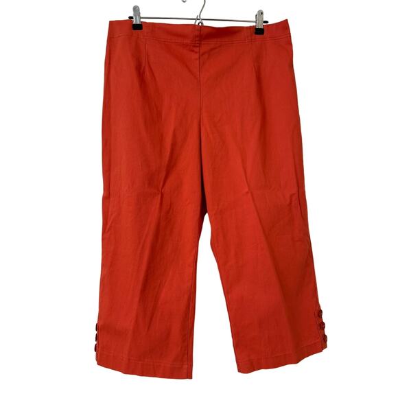 Coral Bay Size 18 Coral Capris Button Accent on Hems Pull On Flat Front Gathered - Picture 1 of 5